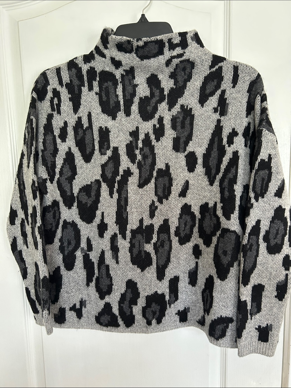 Catherine Malandrino Cashmere Gray and Black Leopard Mock Neck Sweater Size Smal